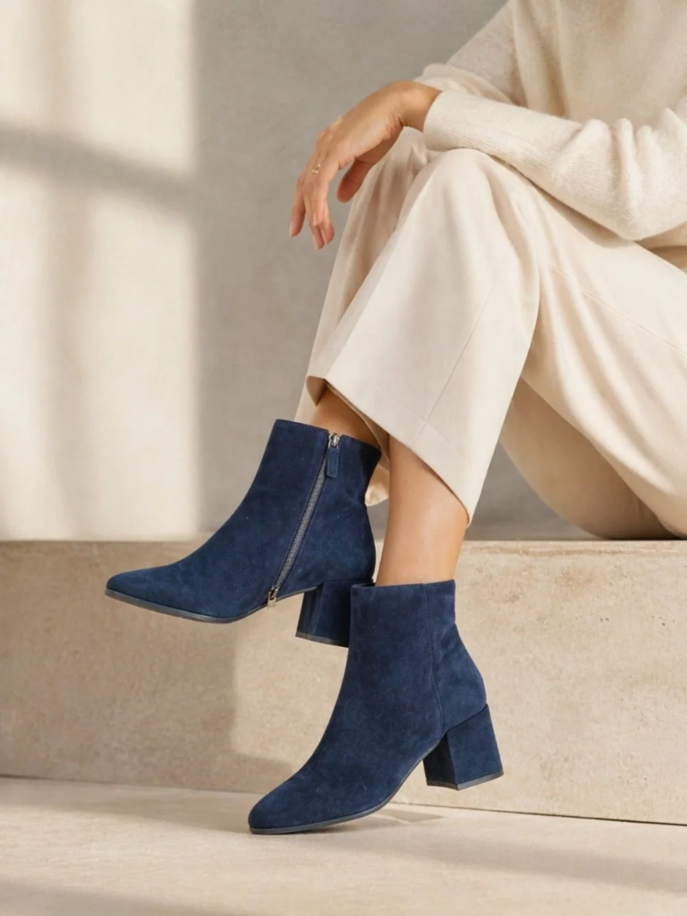 New! Aquatalia Charlee Weatherproof Dress Suede Bootie Navy Blue Size 9 MSRP$495